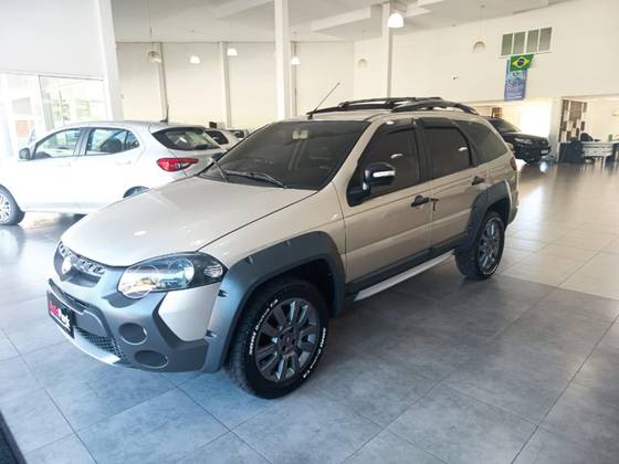 FIAT PALIO 1.8 MPI ADVENTURE WEEKEND 16V FLEX 4P AUTOMATIZADO